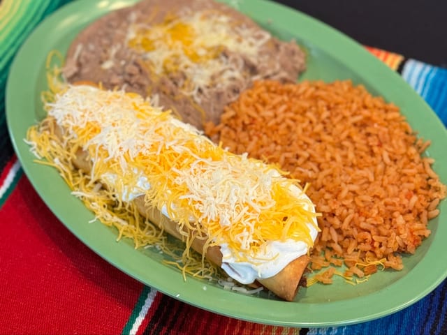 #9 2 Flautas Plate.